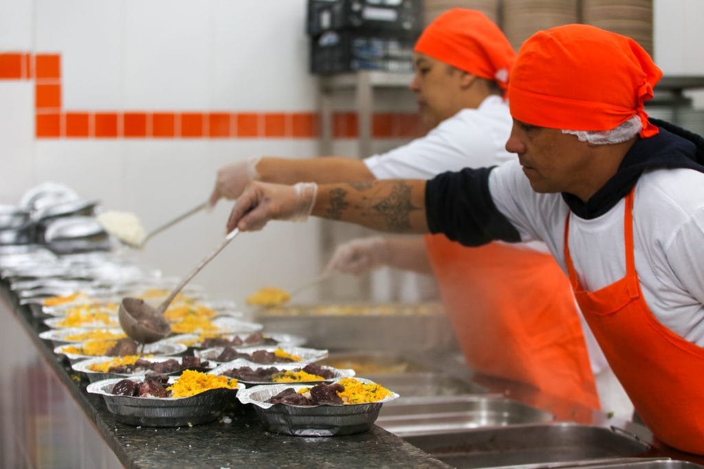 Bom Prato terá almoços especiais de Natal e Ano Novo em todas as unidades