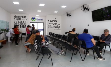Prefeitura de Jacareí realiza vacinação itinerante no Centro nesta sexta-feira