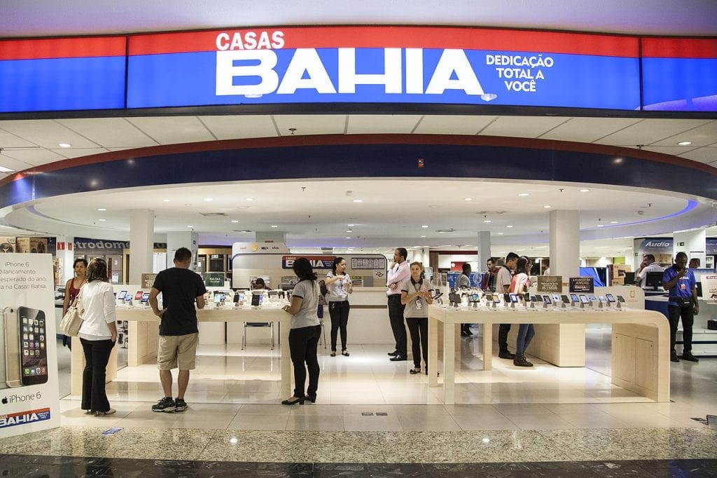 Casas Bahia abre inscrições para programas de trainee e estágio 2026 com foco em inteligência artificial