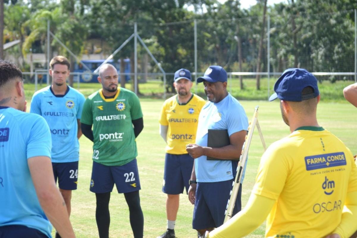 Jorge Castilho assume o São José e projeta acesso como principal meta da temporada