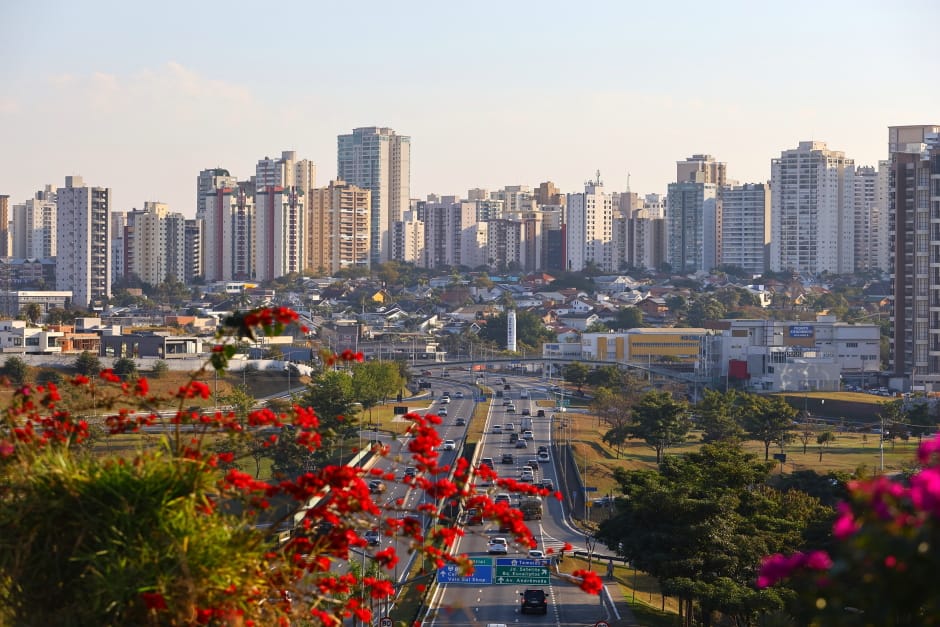 Prefeitura de São José dos Campos inicia distribuição dos carnês do IPTU 2026