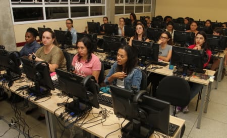 Univesp abre inscrições para vestibular com vagas em Jacareí e novo curso de Inteligência Artificial