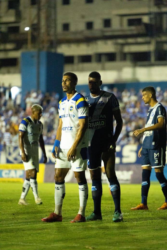 Gol nos acréscimos garante vitória do São José sobre o Taubaté no Clássico do Vale pela Série A2