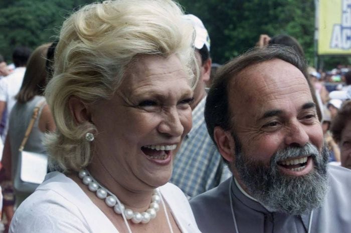 Padre Antônio Maria celebra 50 anos de sacerdócio com leilão solidário em São José dos Campos