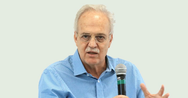 Papa Leão XIV nomeia brasileiro Carlos Nobre para conselho do Vaticano sobre desenvolvimento humano
