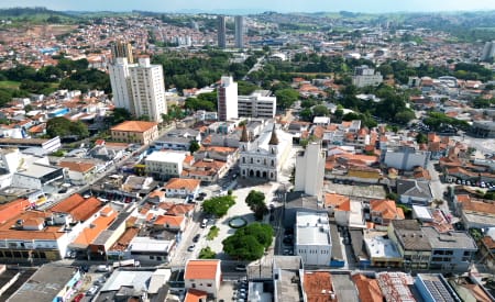 Jacareí alerta para atraso na entrega dos carnês do IPTU 2026