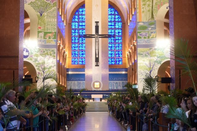 Santuário Nacional de Aparecida divulga programação da Semana Santa com missas e procissões