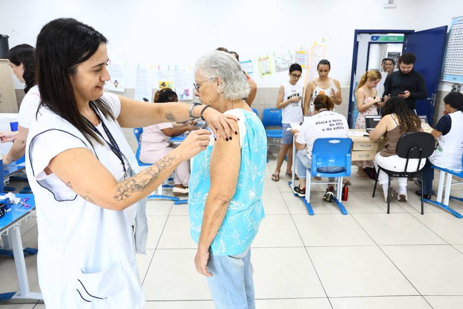 Programa Prefeitura Com Você leva serviços públicos à região leste de São José neste sábado