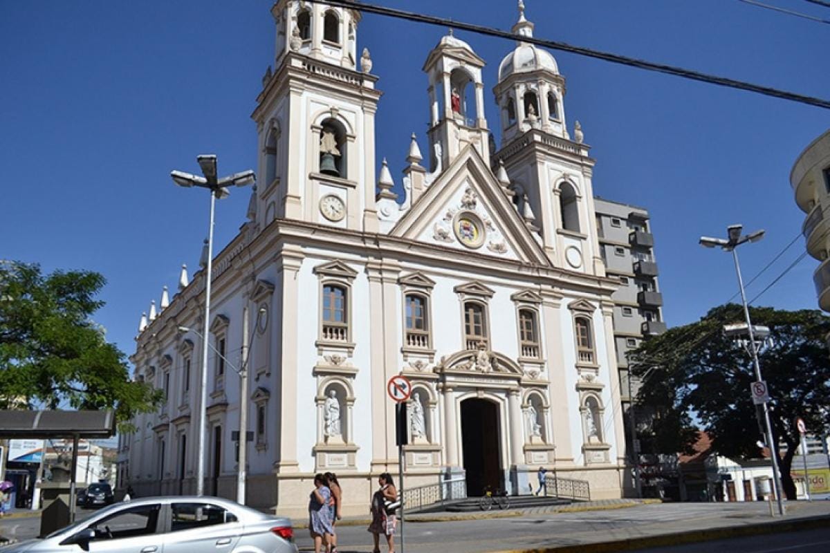 Festa de Santo Antônio 2026 celebra os 396 anos de Guaratinguetá com missas, procissão e quermesse