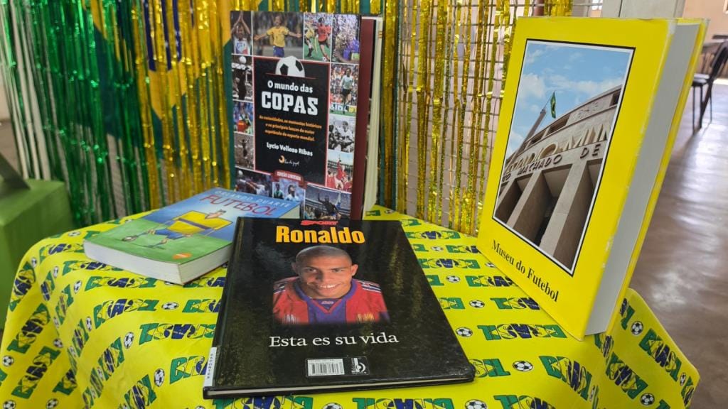 Biblioteca Municipal de Taubaté promove troca de figurinhas da Copa do Mundo 2026