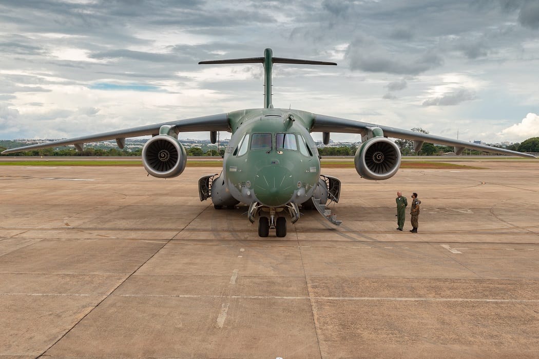 FAB envia KC-390 em missão humanitária à Venezuela após terremotos