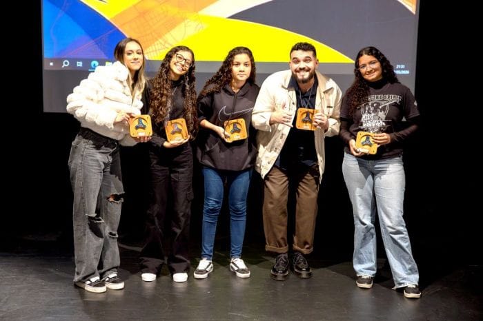 Estudantes do Senac Pindamonhangaba criam projeto para inclusão digital de pessoas acima de 40 anos