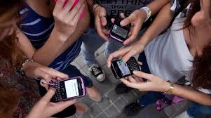 Câmara de São José aprova projeto para conscientização sobre dependência digital