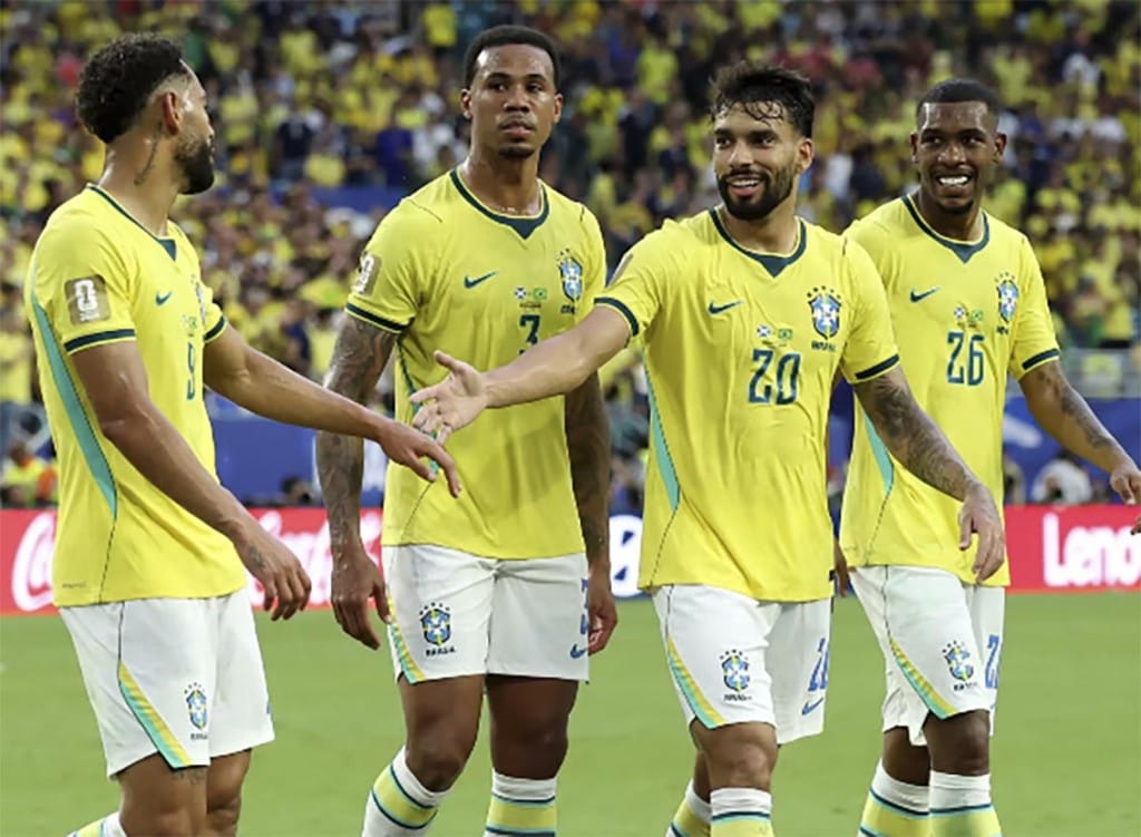 Brasil vence a Escócia, garante liderança do grupo e celebra retorno de Neymar na Copa do Mundo