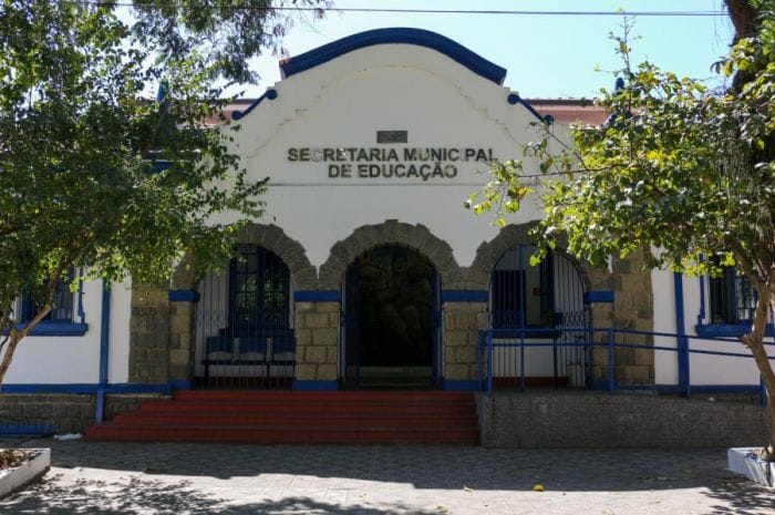 Taubaté define calendário para reposição das aulas suspensas durante greve dos servidores
