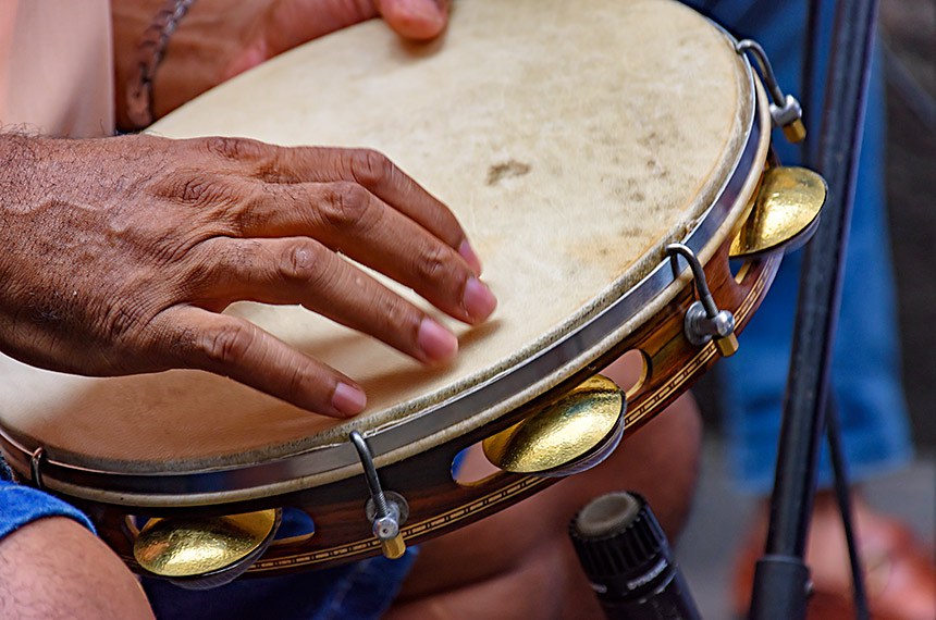 Festival de Samba em Caraguatatuba homenageia centenário de Bezerra da Silva